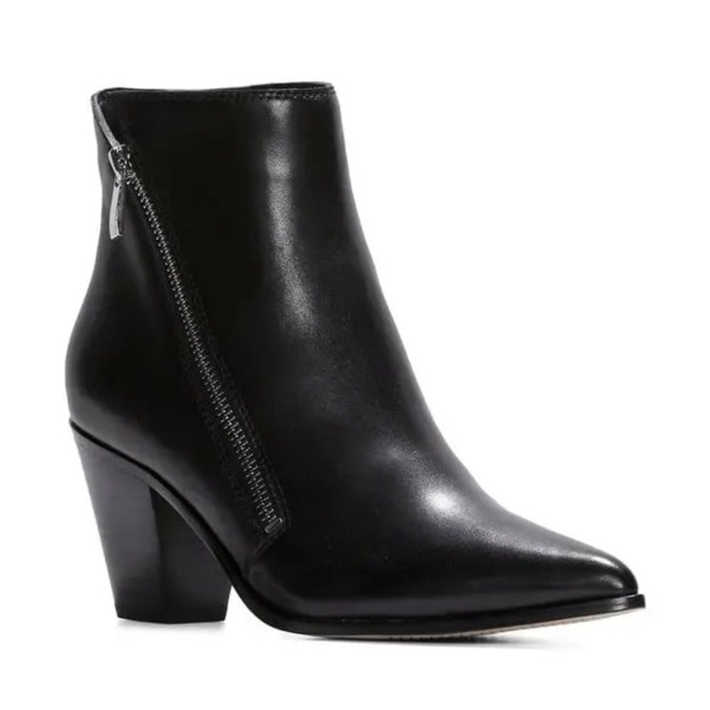👹NWT Paige Lia Leather Bootie black with an angled zipper block heel 8.5